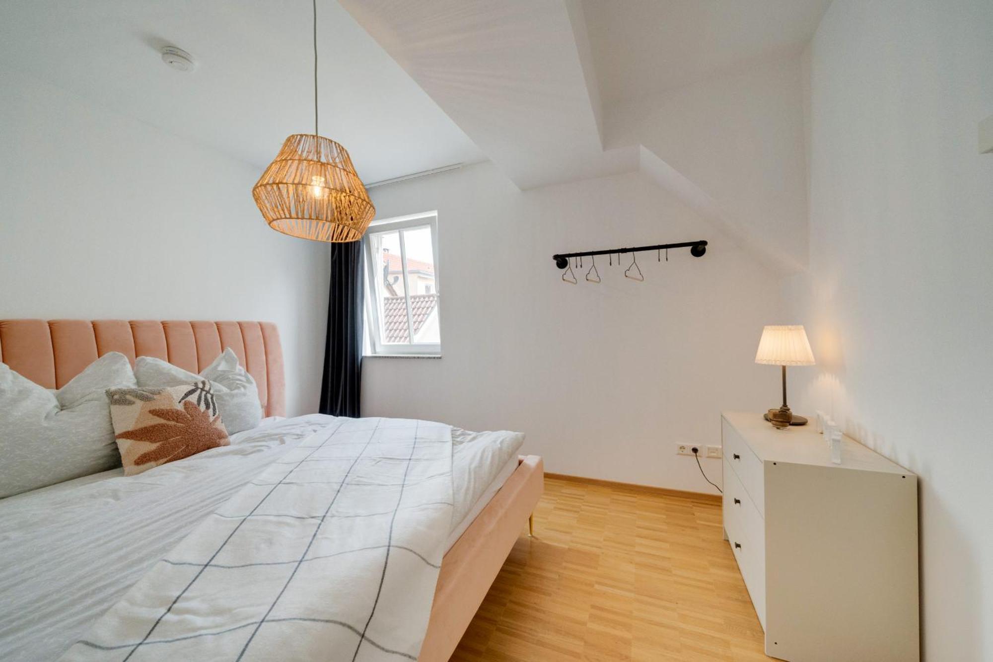 Altstadt Apartment 2 Zimmer Am Weibermarkt Reutlingen Exterior foto